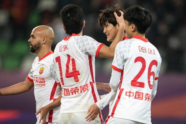 DOTA2-【足协杯】武磊破门奥斯卡传射 海港总比分8比0晋级